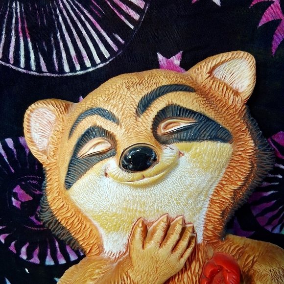 Vintage Homco Wall Hangings Woodland Chipmunk And Raccoon 1977 Dart Plastic - Picture 9 of 16